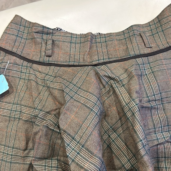 Brown Plaid Mini Skirt with Belt Loops -sz M -NWT - Picture 5 of 8